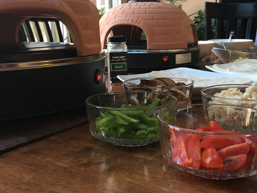 Pizzarette Classic (4 Person Edition) Tabletop Mini Pizza Oven – TableTop  Chefs